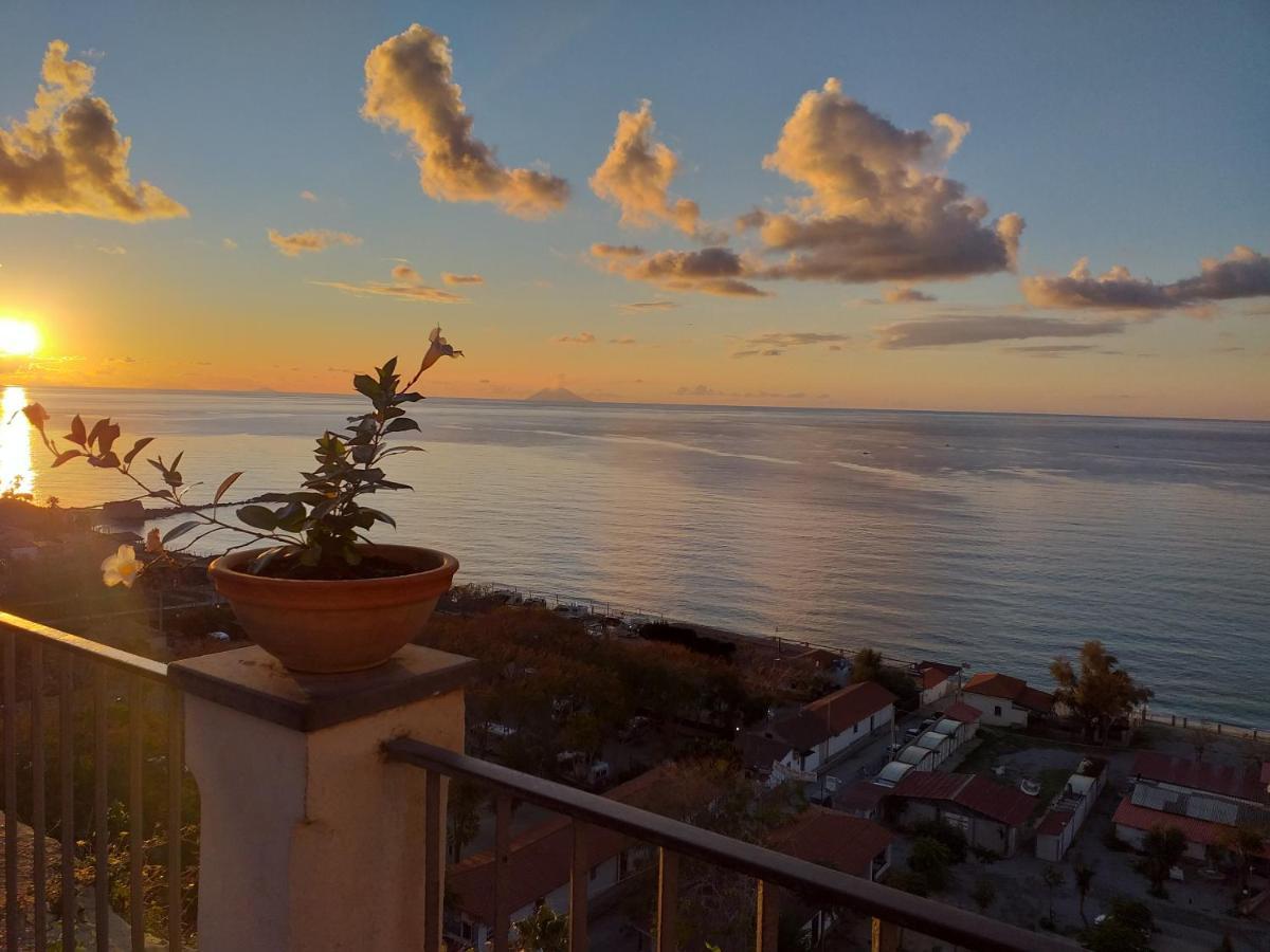 Hotel Borgo Di Santa Barbara Santa Domenica  Zewnętrze zdjęcie