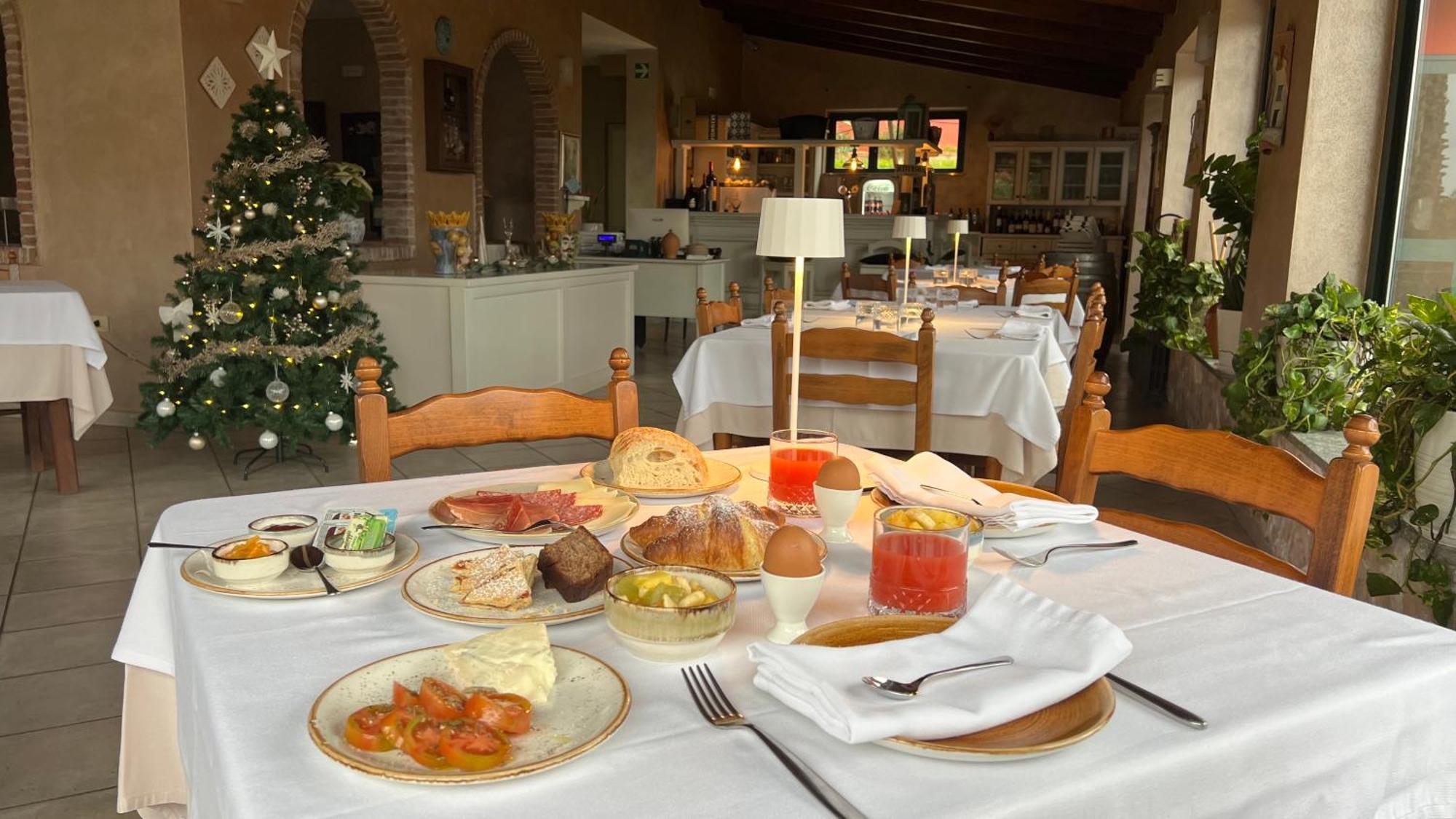 Hotel Borgo Di Santa Barbara Santa Domenica  Zewnętrze zdjęcie